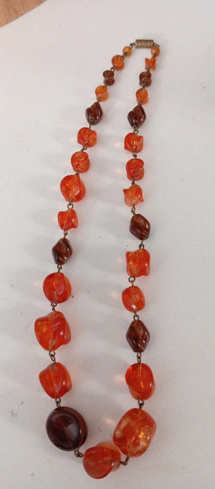 Collier vintage façon ambre - photo numéro 2