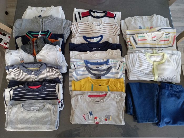 Lot vêtements 6 mois