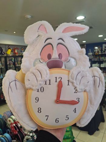 Sac à dos Loungefly Le Lapin Blanc Alice aux pays des merveilles 