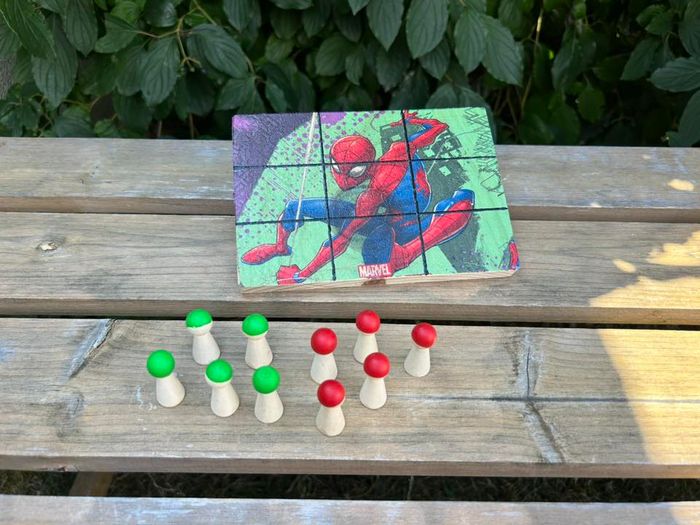 Tic tac toe en bois - Thème Spider-Man - fabrication artisanale