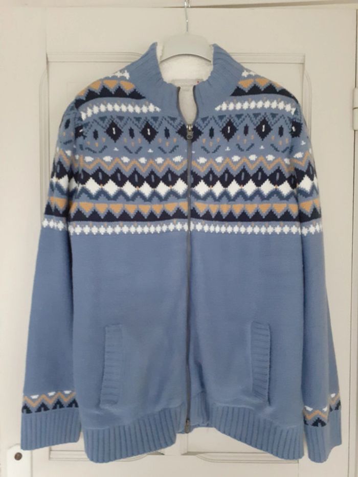 Cardigan façon Tricot blanche porte - photo numéro 2