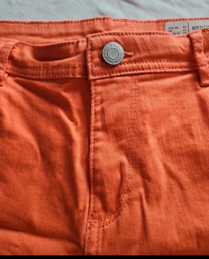 Short en jean orange corail - Taille 42/44 - photo numéro 3
