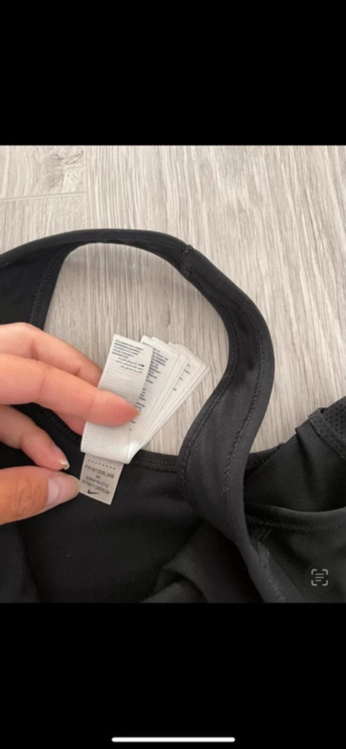 Brassière Nike taille M - photo numéro 3