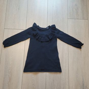 Tres jolie robe noir en laine. Fille 18 mois. Marque Kiabi