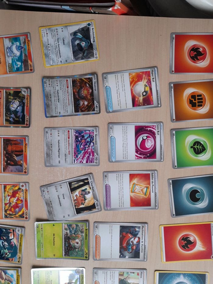 Lot de 50 cartes pokemon - photo numéro 8