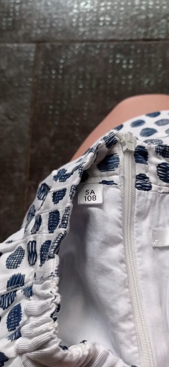 Jupe de marque Marèse 
Taille 5 ans 
Très bon état - photo numéro 5