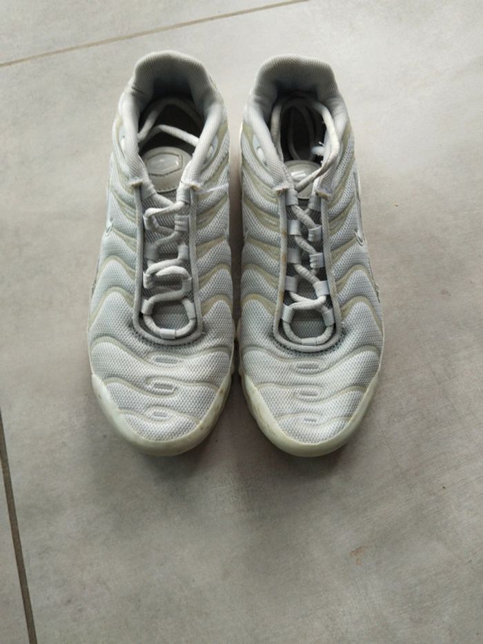Baskets Nike air max plus TN 35,5 - photo numéro 7