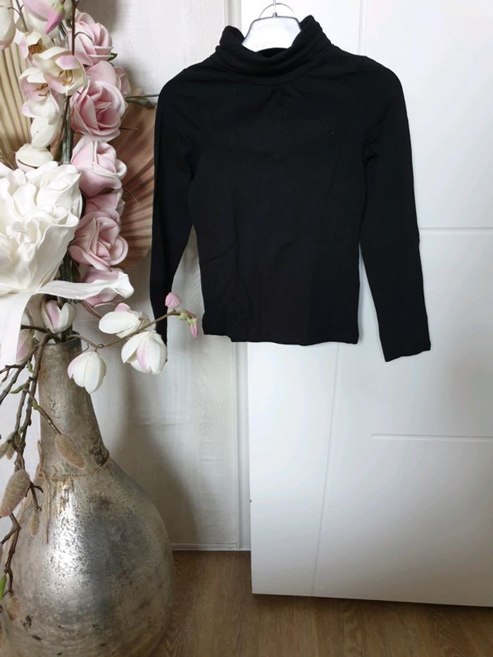 T-shirt à col roulé