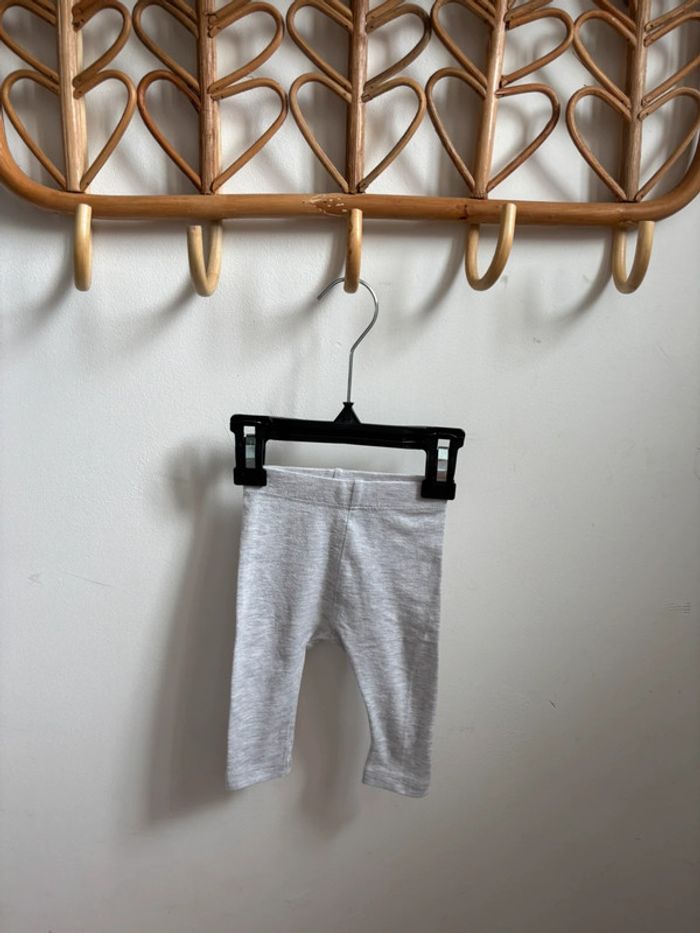 Lot pantalons fille 3 mois - photo numéro 5