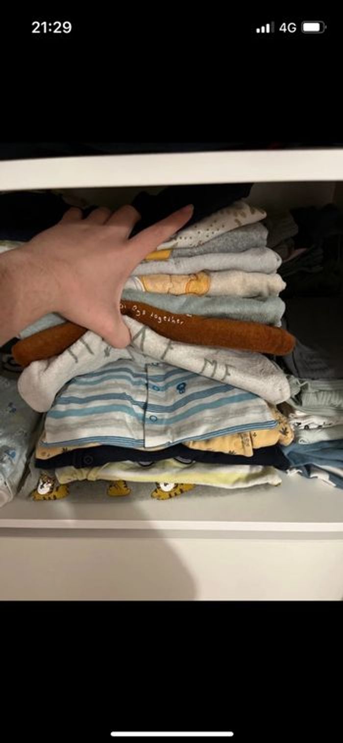 Lot 13 pyjamas 9 mois - photo numéro 7