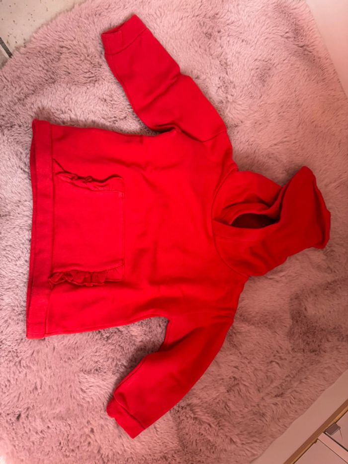 Pull rouge