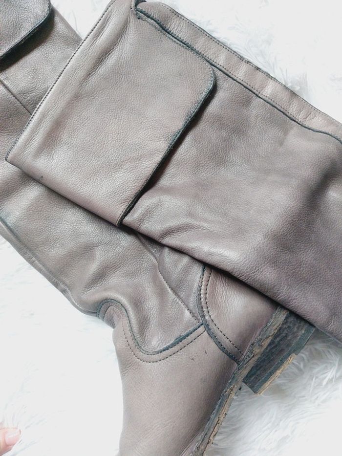 Bottes en cuir grises - photo numéro 6