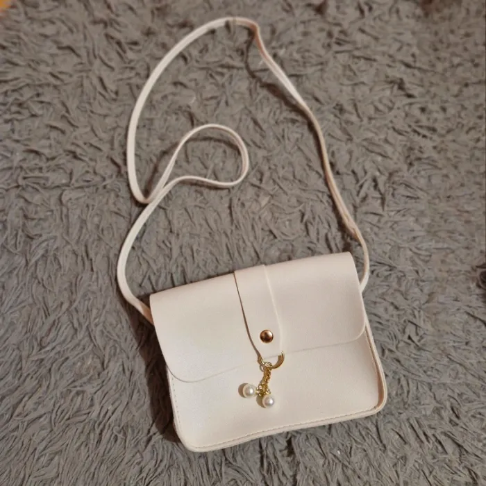 👜 Petit sac élégant, perles fantaisie