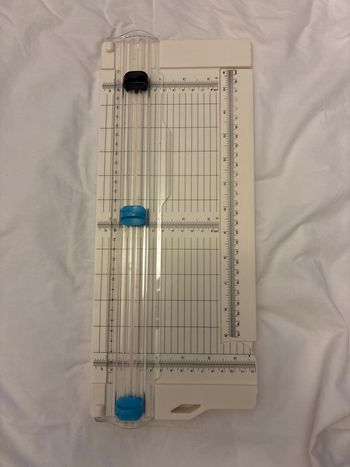 Vends massicot (coupe-papier)