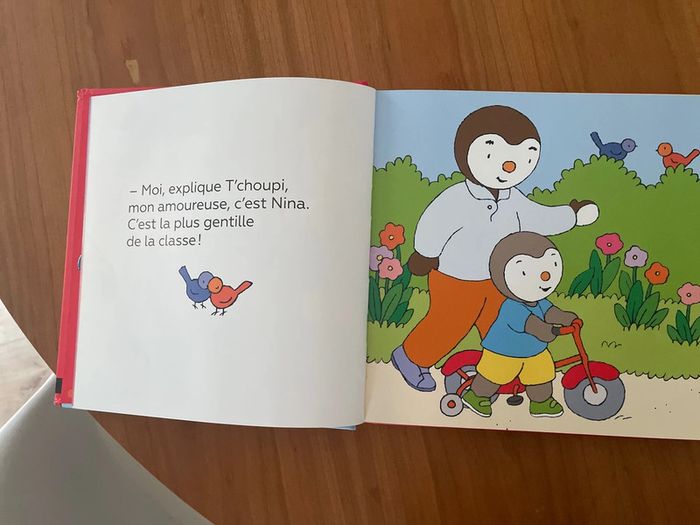 Livre T’choupi L’ami des petits 5 histoires autour des émotions - photo numéro 3