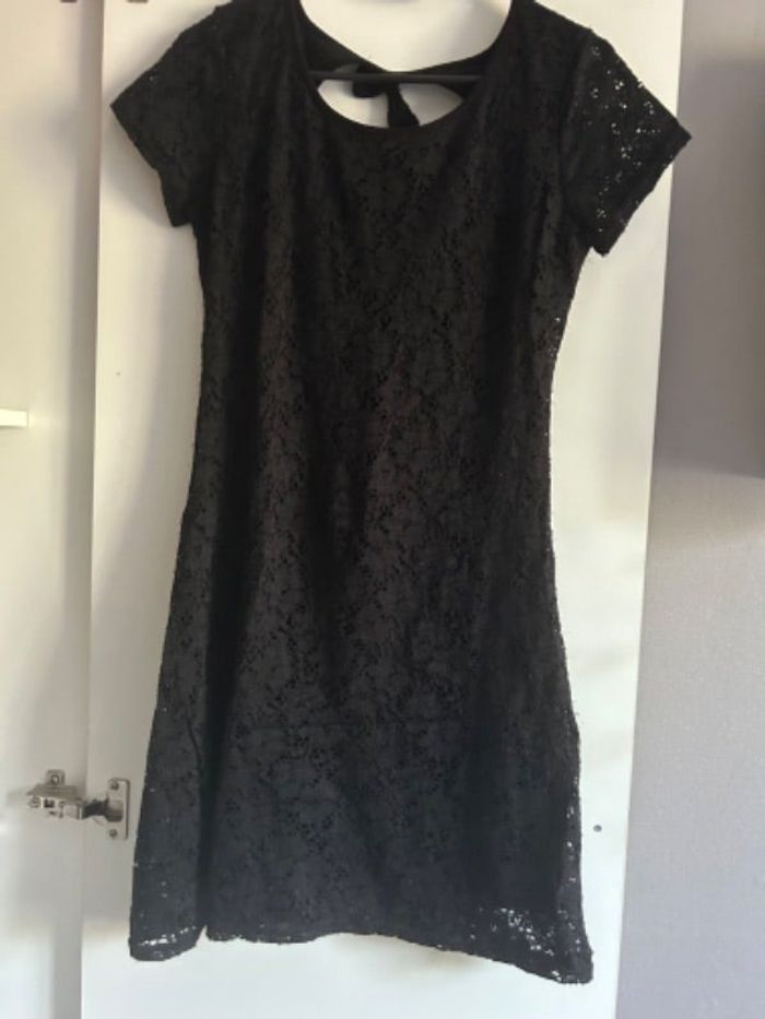 Robe noir