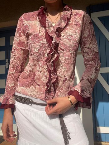 Blouse dentelle à froufrous siren office core solis vintage y2k 2000yer fleurie bohème champêtre