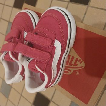 Vans brooklyn LSv rose jamais porté Pointure 18 et demi