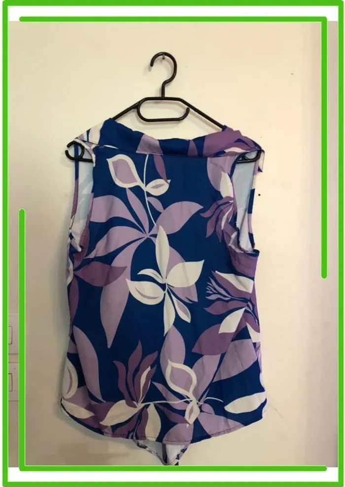 Blouse inspee Taille L - photo numéro 3