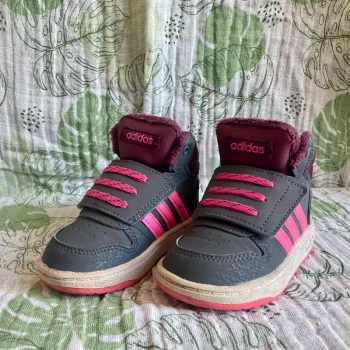 Adidas Hoops Mid 2.0 Baskets Bébé T.21 Grises & Roses Fourrées