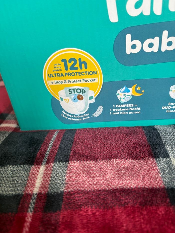 Maxi pack Pampers baby dry taille 4 + - photo numéro 4