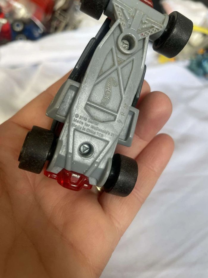 Voiture Hot wheels Mattel McDonald’s 2016 - photo numéro 5