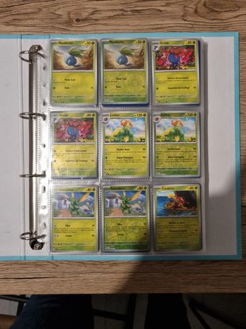 Carte pokémon ev3 flammes obsidiennes commune reverse et holo