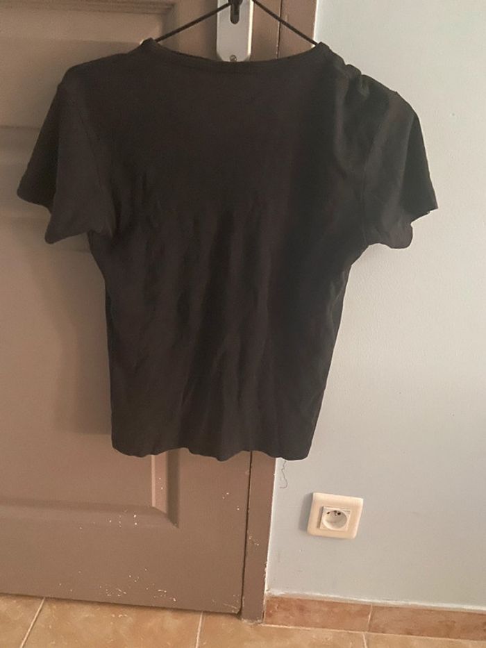 Teeshirt noir - photo numéro 2