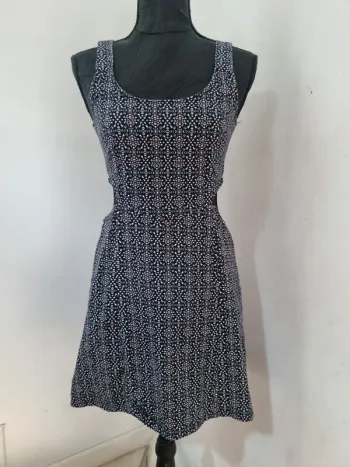 Robe graphique vintage. Femme. Taille S. Jennyfer. TBE