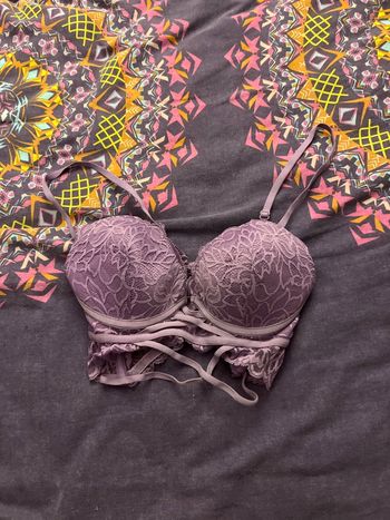 Soutif à gorge etam 