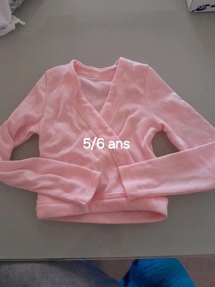 Gilet caché cœur rose 5/6 ans