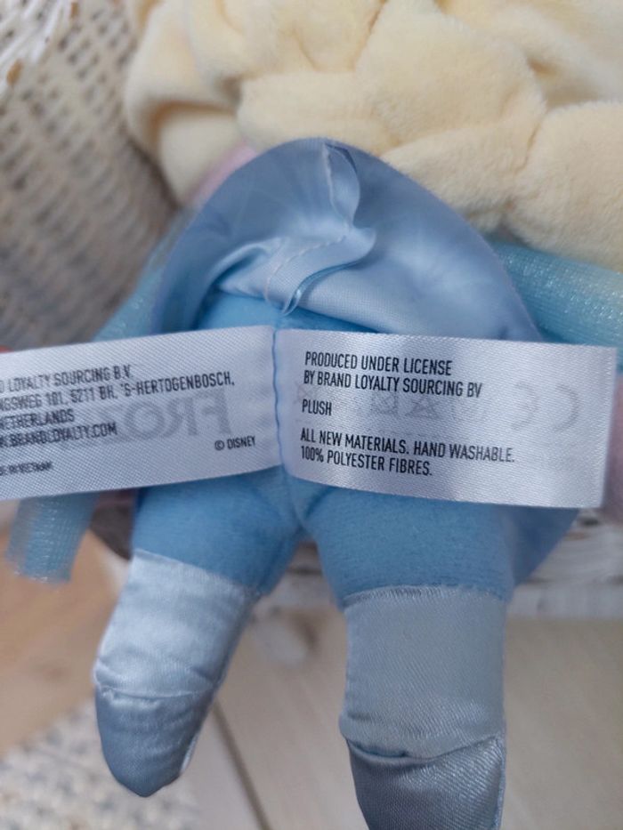 Disney - peluche reine des neige Frozen 2 - photo numéro 6