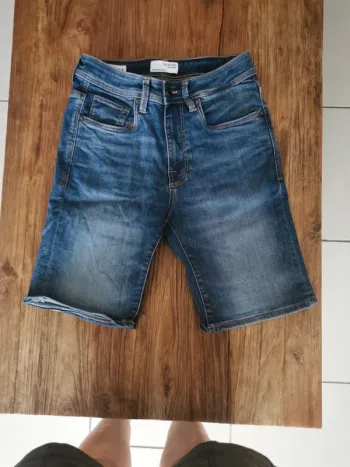 Bermuda jean