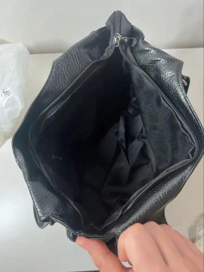 Sac noir goth Y2K croix argentée – Style punk américain tendance, grand format chic et original - photo numéro 3