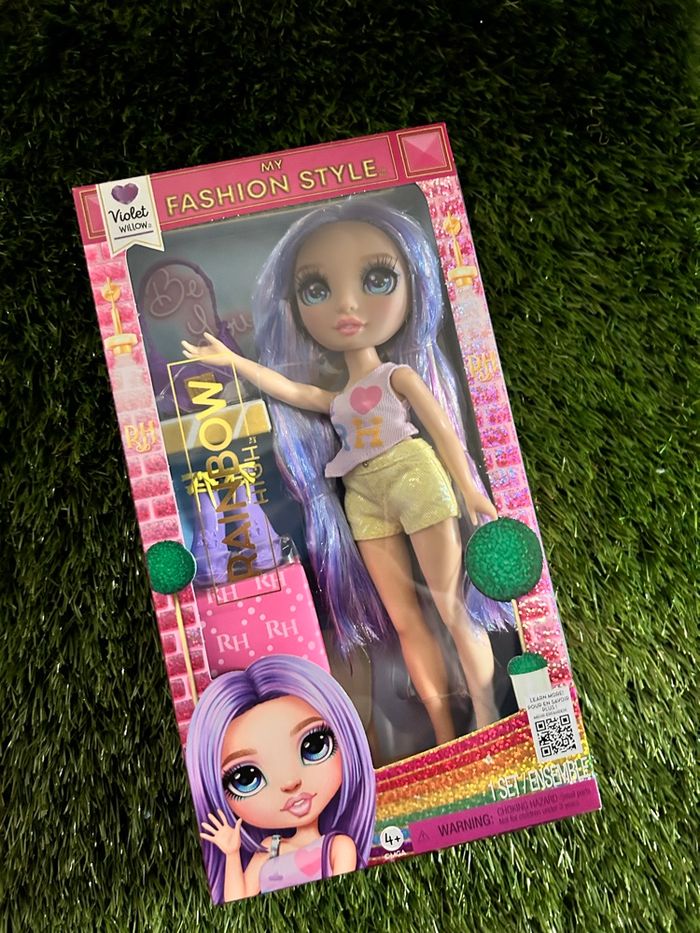 RAINBOW HIGH violet Willow