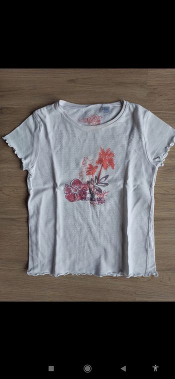 t-shirt blanc manches courtes fleur hawaïenne okaidi 6 ans