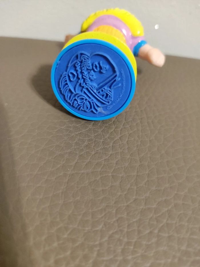 poupée dorda patineuse - photo numéro 3