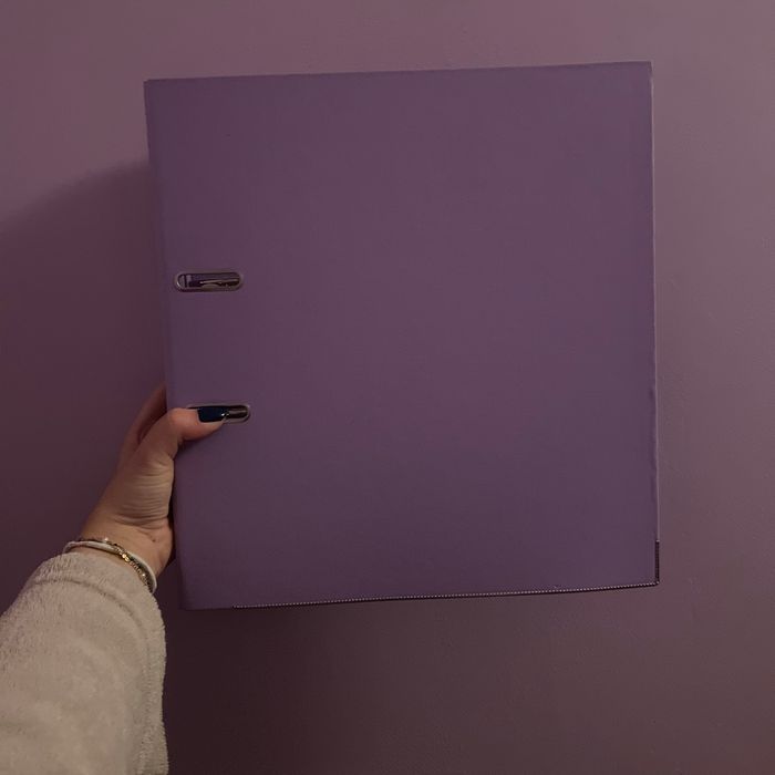 Classeur rose, violet