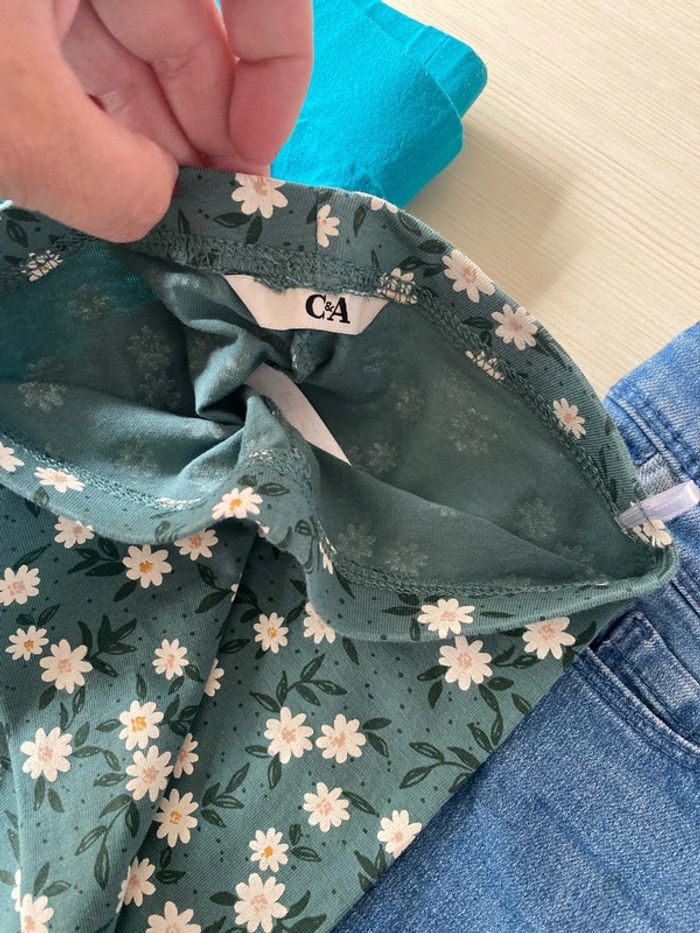 Lot un jean deux leggings et un short - photo numéro 5
