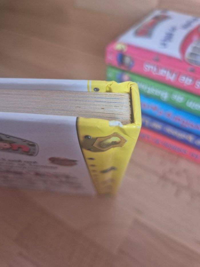Lot livres - photo numéro 6