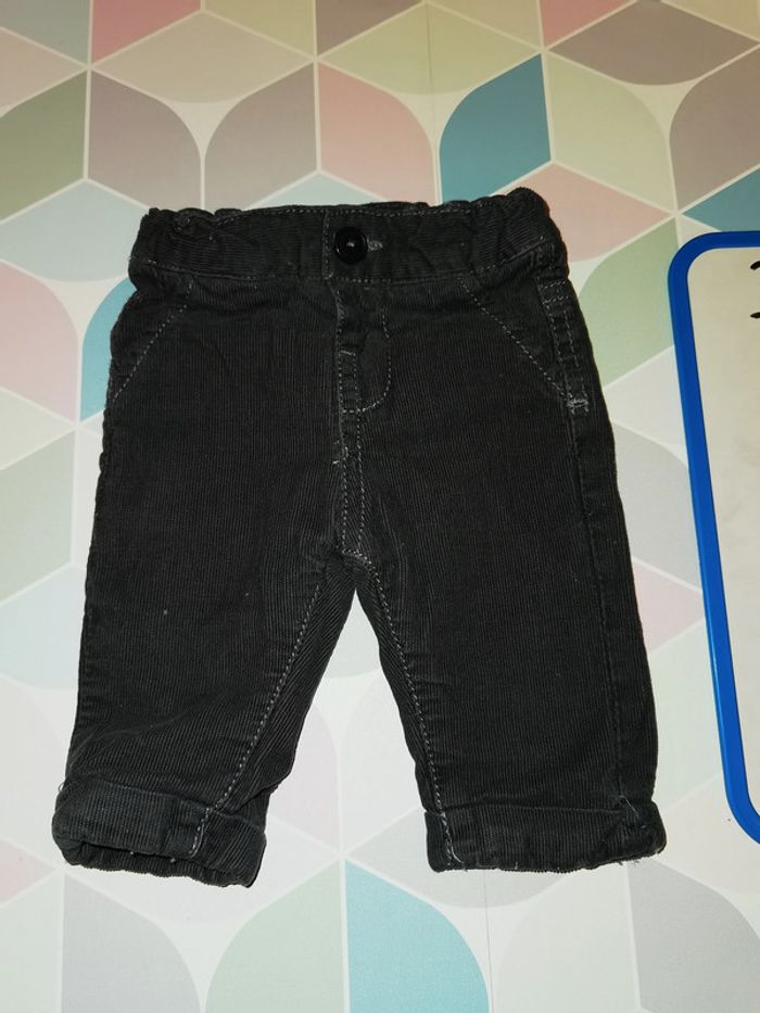 D2339 - pantalon garçon 1 mois