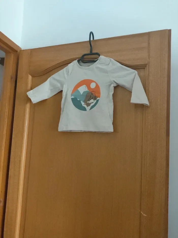 Tee shirt
