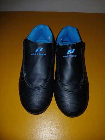 Chaussures de foot taille29