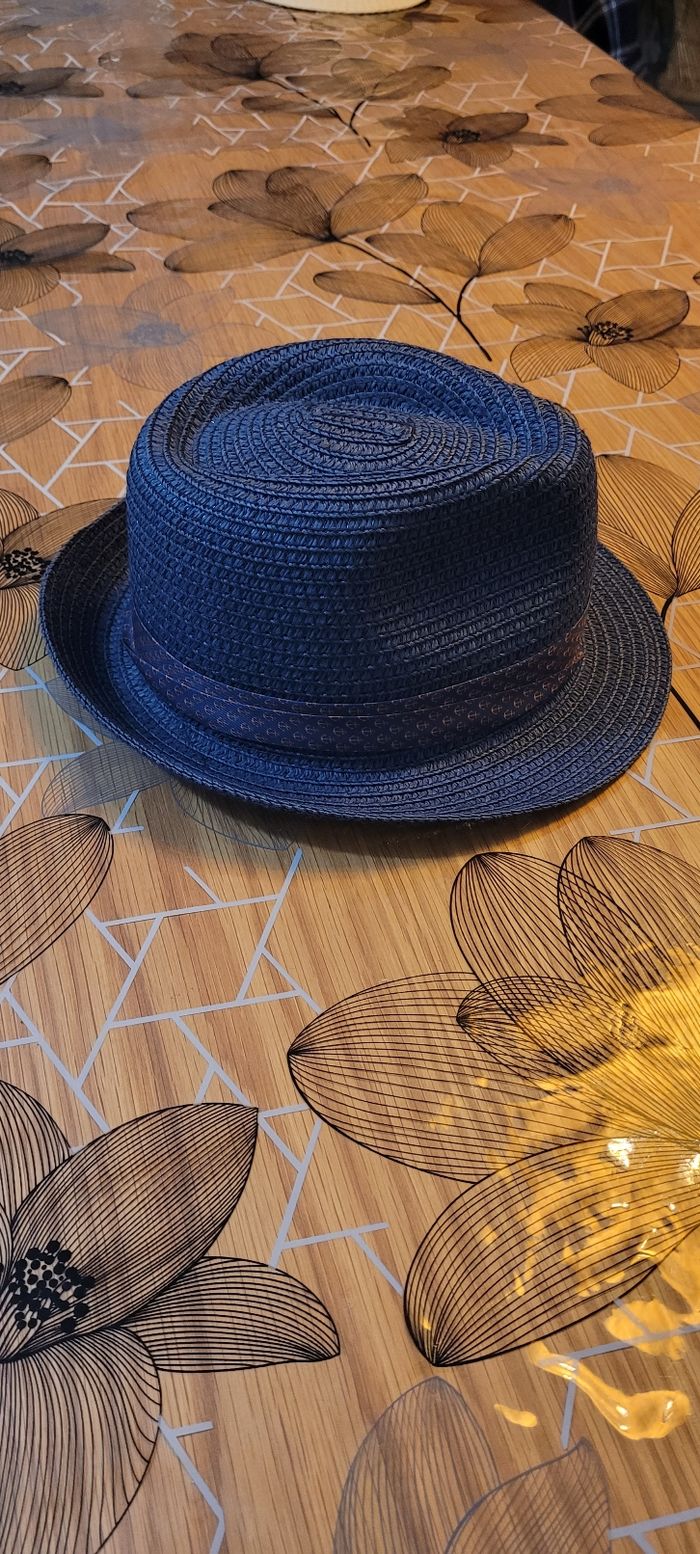 Chapeau parfait état taille 52 - photo numéro 3