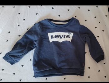 Pull Levi's