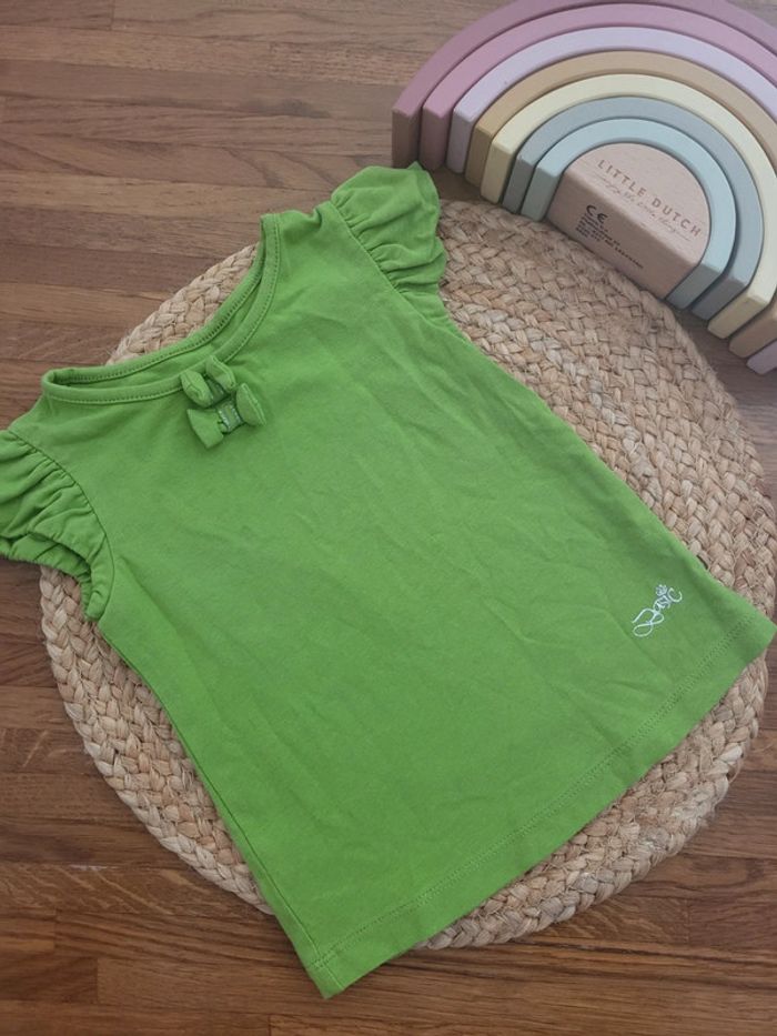 🌸Tee-shirt vert fille 2 ans - photo numéro 2
