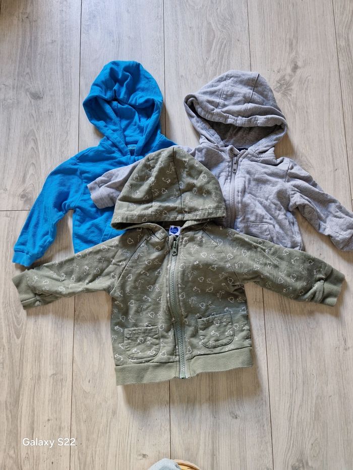 3 sweat garçon 18 mois - photo numéro 2