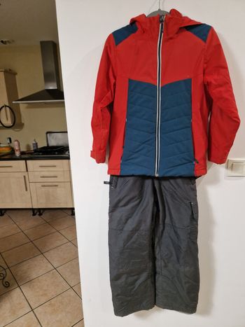 Combinaison de skis 10 ans