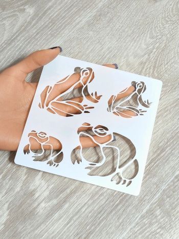 Pochoir grenouilles