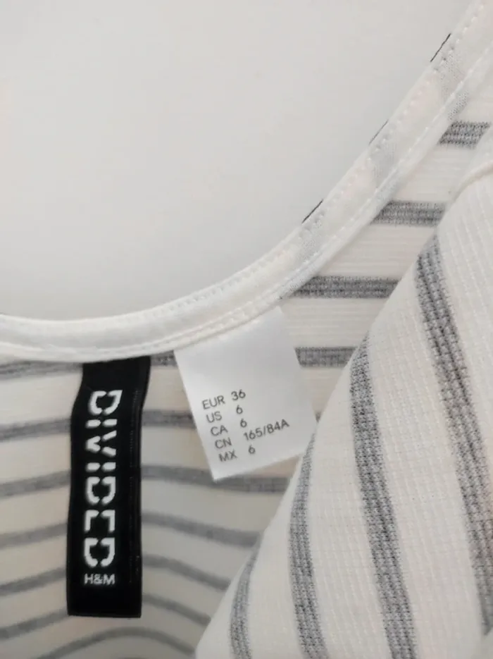 Robe patineuse H&M taille 36 - photo numéro 3